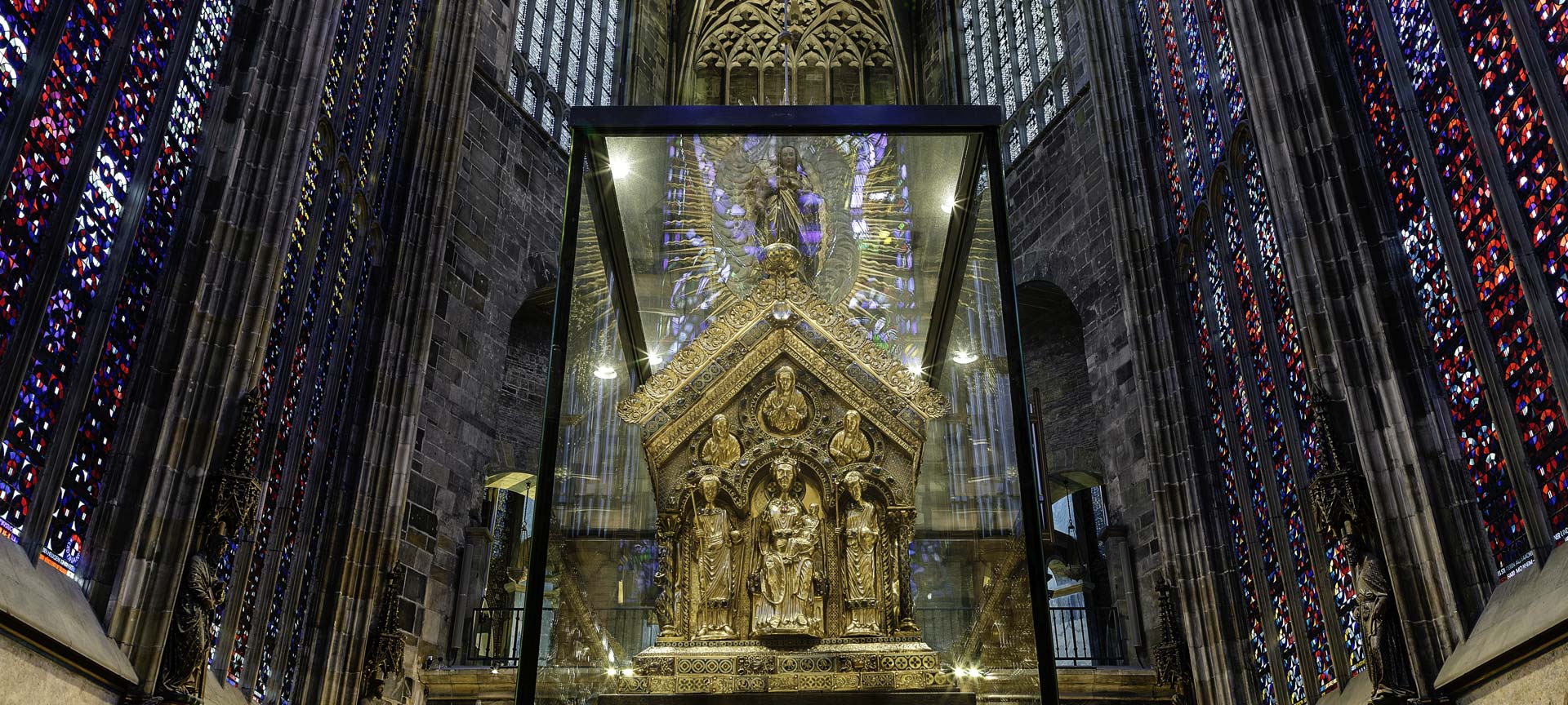 Karlsschrein-Hauptmotiv–Domkapitel-Aachen—Christian-Charlier